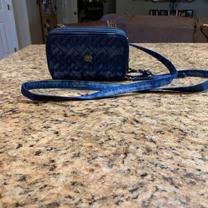 Lug quickstep wallet purse/crossbody